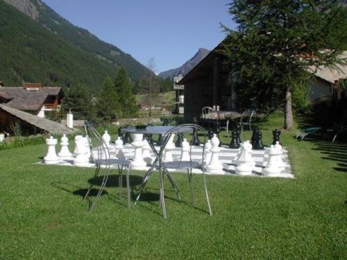 Eco Wellness Hotel Notre Maison Конье Экстерьер фото