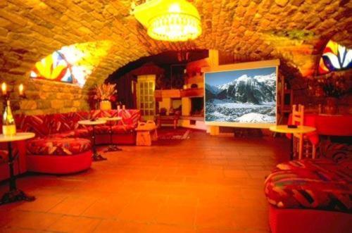 Eco Wellness Hotel Notre Maison Конье Экстерьер фото