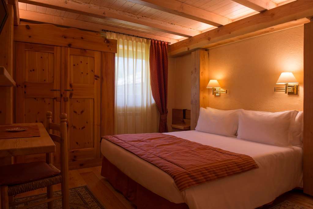 Eco Wellness Hotel Notre Maison Конье Номер фото
